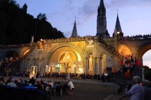 růžencová bazilika | Lourdes